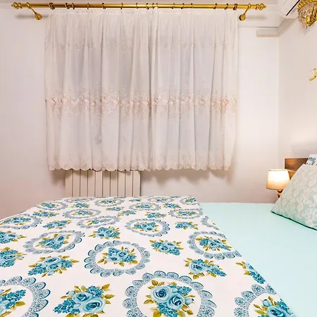 A Nostalgic Getaway In Plovdiv's Historic Quarter By Flat Mаnager